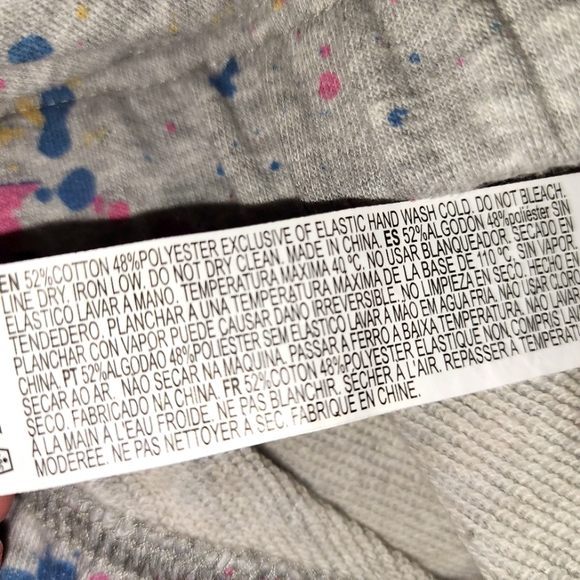 Forever 21 grey paint splaterred top - Picture 3 of 3